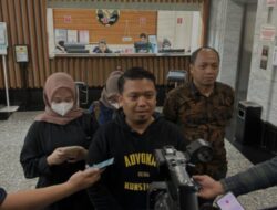 Berita Pencopotan Plt. Bupati Mimika Yang Dilakukan Mendagri, Ini Penjelasan Kuasa Hukum Johannes Retob