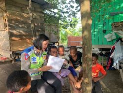 Anggota Polres Jayapura Masih Konsisten Melakasanakan Program Gerakan Baca Tulis (Gabus) Anak-anak Hingga Remaja