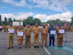 Beri  Apresiasi  Kepada ASN Purna Tugas, PJ Bupati Triwarno Katakan: Hubungan Dinas Telah Selesai, Tapi Hubungan Kekeluargaan Tetap Dijaga