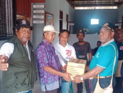 501 Masyarakat di Kampung Besum Mengungsi,  Pemkab Jayapura Berikan Bantuan Makanan