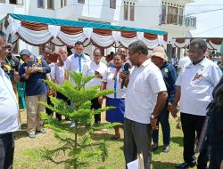 Jaga Alam, JJO Sasar Gereja Bagi Pohon Gratis, Ini Harapanya