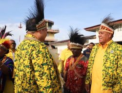 Paulus Waterpauw Kandidat Terkuat Gubernur Papua