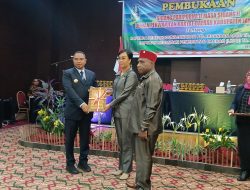 Pemkab Jayapura Sampaikan Raperda Pertanggungjawaban APBD TA. 2023 di Paripurna II Masa Sidang II