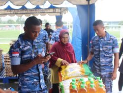Dengan Semangat Hari Bakti TNI AU, Lanud SPR Gelar Baksos dan Bazar Murah