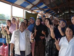 Pilkada Papua, Mari-Yo: Sambangi Warga Kampung Mandala Janji Penuhi Kebutuhan Nelayan