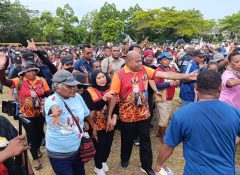 Mari-Yo Siap Perjuangkan Anak Papua Jadi ASN Saat Lakukan Kampanye Terbatas di Supiori dan Biak