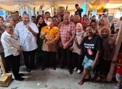 Pilgub Papua MARI-YO Silaturahmi ke Ketua LMA dan Para Ondoafi se-Port Numbay
