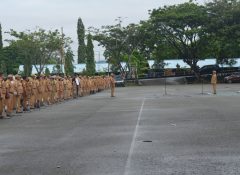 Gelar Apel Perdana Bupati Yunus Wonda: Kepala SKPD Wajib Perhatian Kebersihan Kantor
