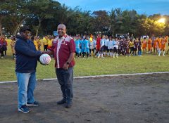Diikuti 16 Peserta, Kadispora Buka Turnamen Sepak Bola Piala Menpora KU-12 Papua