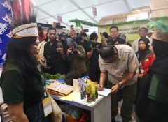 Dikunjungi Ketua KTNA Nasional dan Bupati Kukar, Stand KTNA Kabupaten Jayapura Tampilkan Produk Unggulan