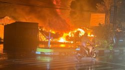 2 Rumah dan 1 Bengkel Di Depan Stadion Lukas Enembe di Lalap Sijago Merah