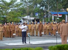 Pimpin Apel Pagi, Asisten II Setda Kabupaten Jayapura Sampaikan Arahan Pimpinan Daerah