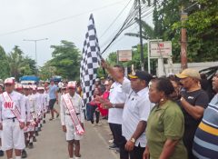 Wakil Bupati Jayapura Resmi Lepas Peserta Lomba Gerak Jalan Tingkat SD hingga SMA/SMK 2026