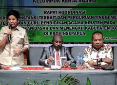 Yanni Soroti Krisis Guru Agama Kristen, Tawarkan Grand Design SDM Papua