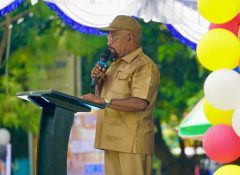 Bupati Jayapura Hadiri Pelepasan Siswa Kelas IX SMP Negeri 2 Sentani
