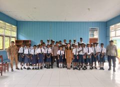 Edukasi Pelajar SMP Negeri 1 Airu, Pospol Airu Bekali Siswa Bahaya Narkoba dan Kenakalan Remaja