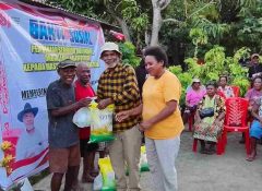 Meriahkan Kemeredekaan RI ke-81, Ondofolo Kampung Sereh Gelar Bakti Sosial