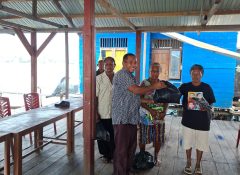 Terima Bantuan, Ondofolo Asei Besar: Tuhan Berkati Program Kerja Pemerintah Pusat