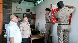 Wajib Pajak Bakso Bunda Lunas, Bappenda Kab Jayapura Lepas Stiker KPK